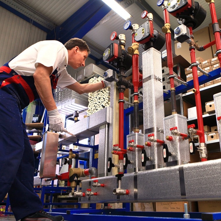 Manifold Construction RebaroEnglish